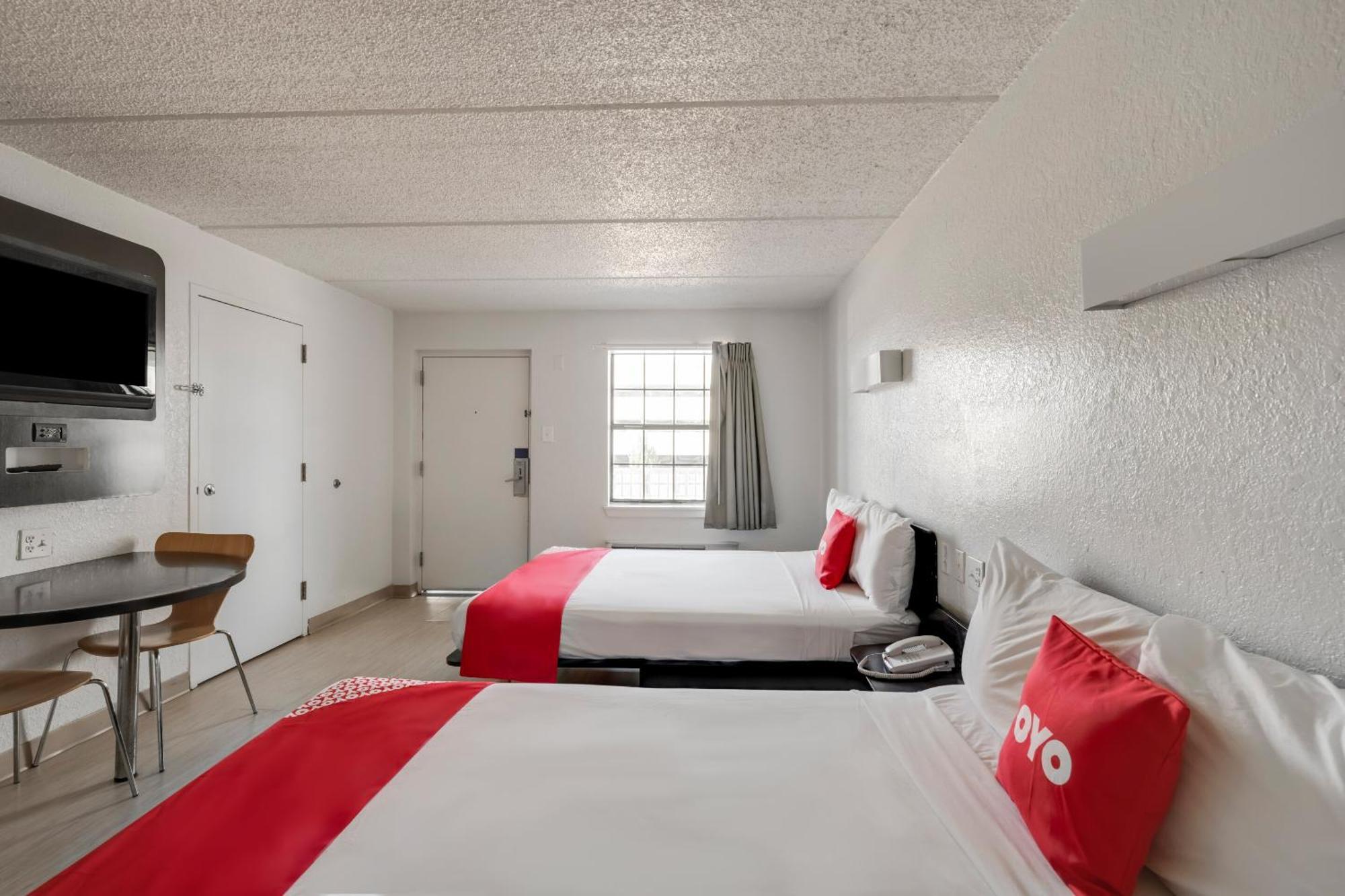 Oyo Hotel Houston Katy Freeway Bagian luar foto