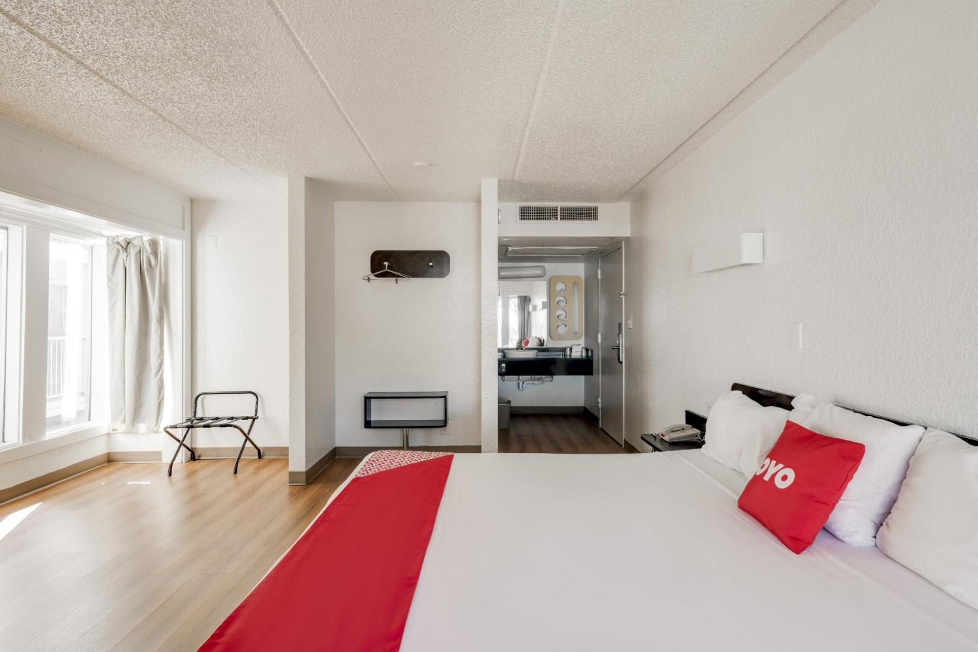 Oyo Hotel Houston Katy Freeway Bagian luar foto