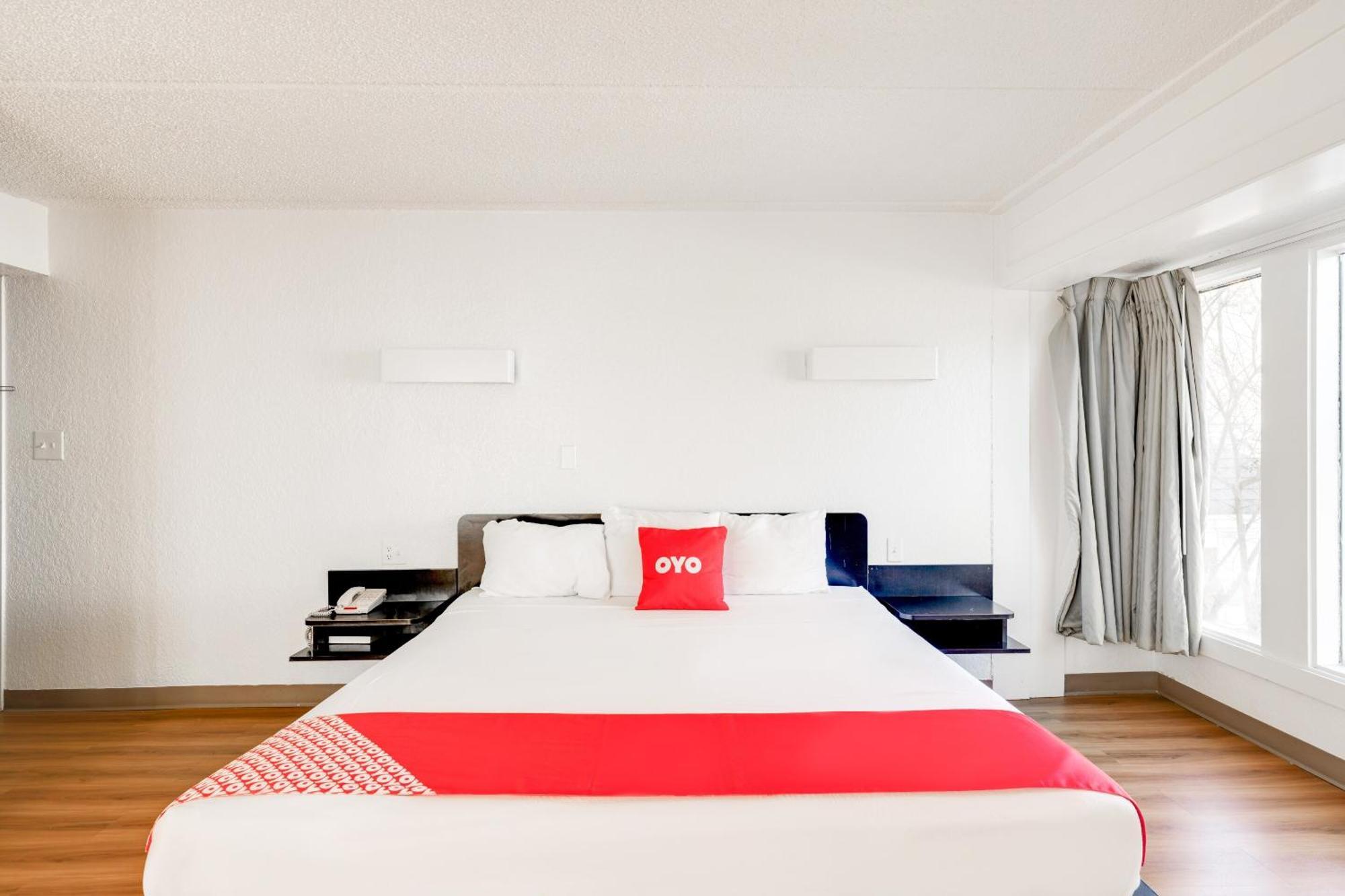 Oyo Hotel Houston Katy Freeway Bagian luar foto